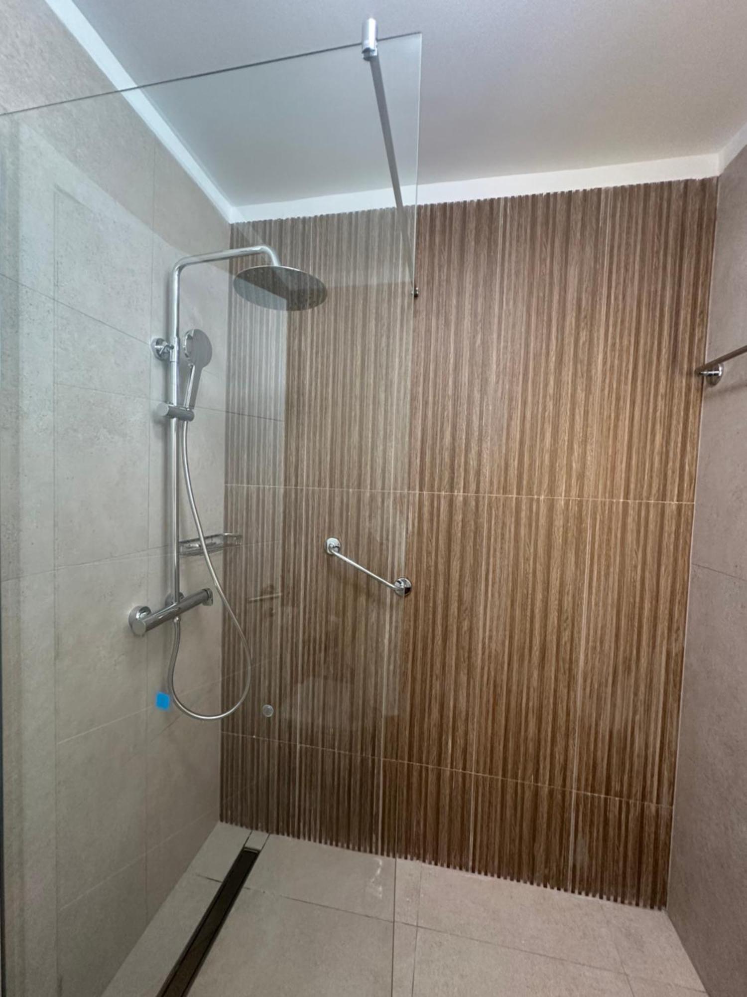 En Playa Las Vistas. Veramar. FREE PARKING, POOL! Los Cristianos  Exterior foto